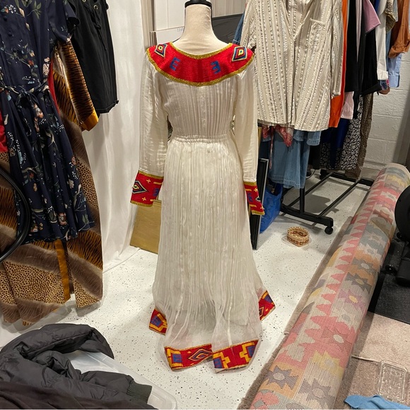 Beautiful hand made Ethopian Eritrean wedding dress hand made embroidery maxi - Picture 6 of 15